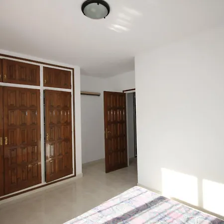 Villa Riells 2 *