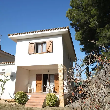 Villa Riells 2 *
