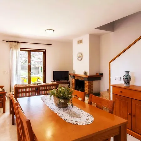 Riells 2 * L'Escala